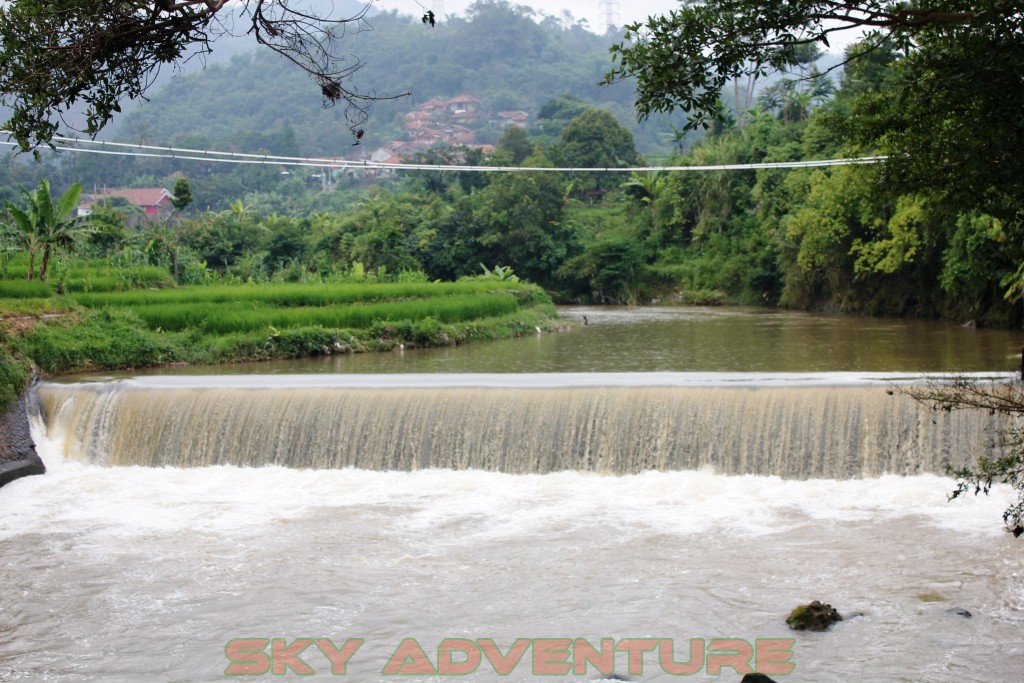 rafting ciwidey