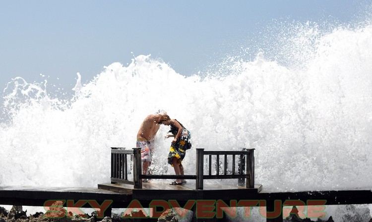 Sensasi Cipratan Air di Water Blow Nusa Dua, Bali