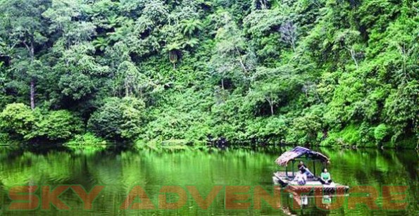 Berlibur dan Berakhir Pekan di Telaga Warna Bogor Jawa Barat