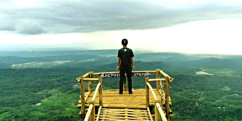 puncak senderan Purbalingga Jawa Tengah 4