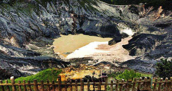 Gunung Tangkuban Perahu dan Legenda Sangkuriang 2