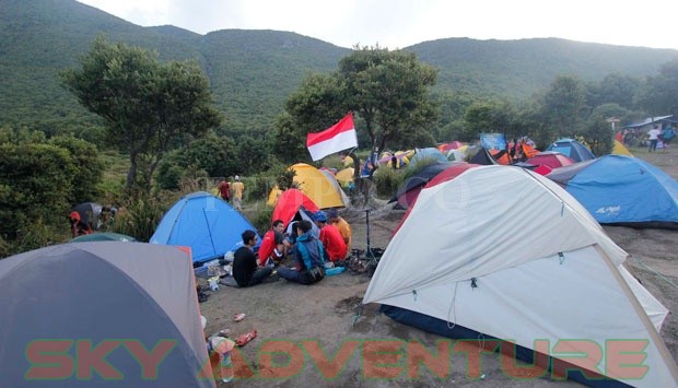 Tambah Daftar Petualanganmu dengan Mendaki Gunung Patuha 2