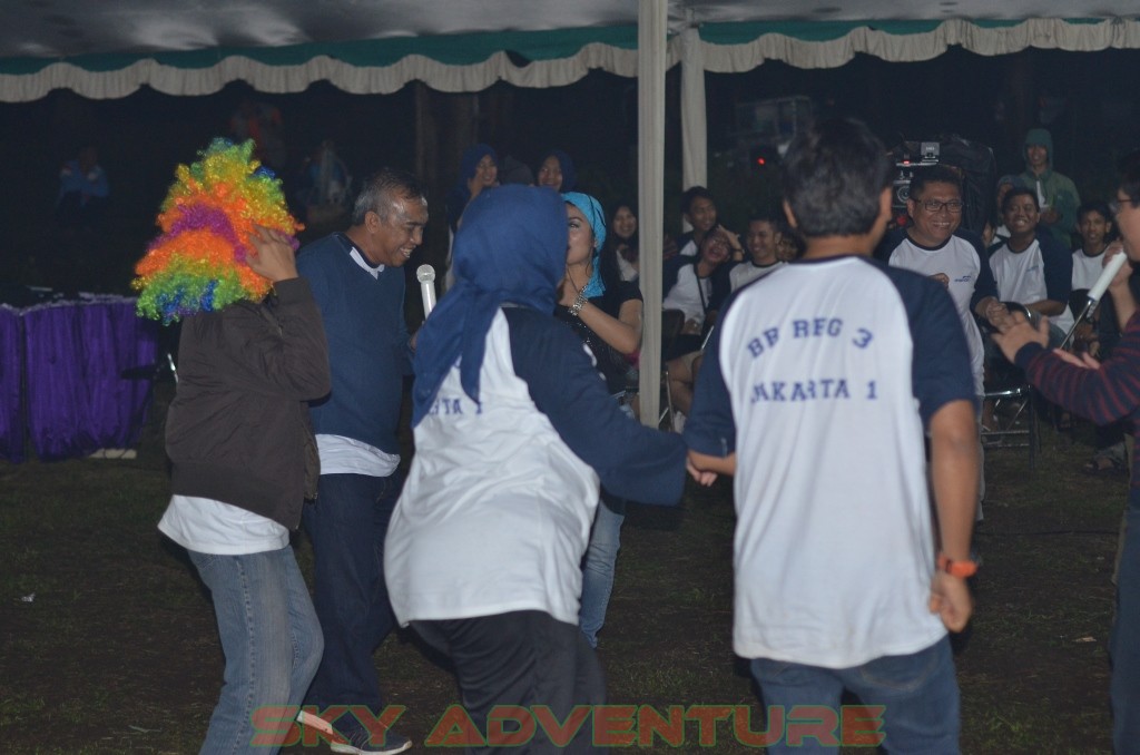 Hiburan Malam Yang Mengocok Perut Peserta Outbound Lembang 21