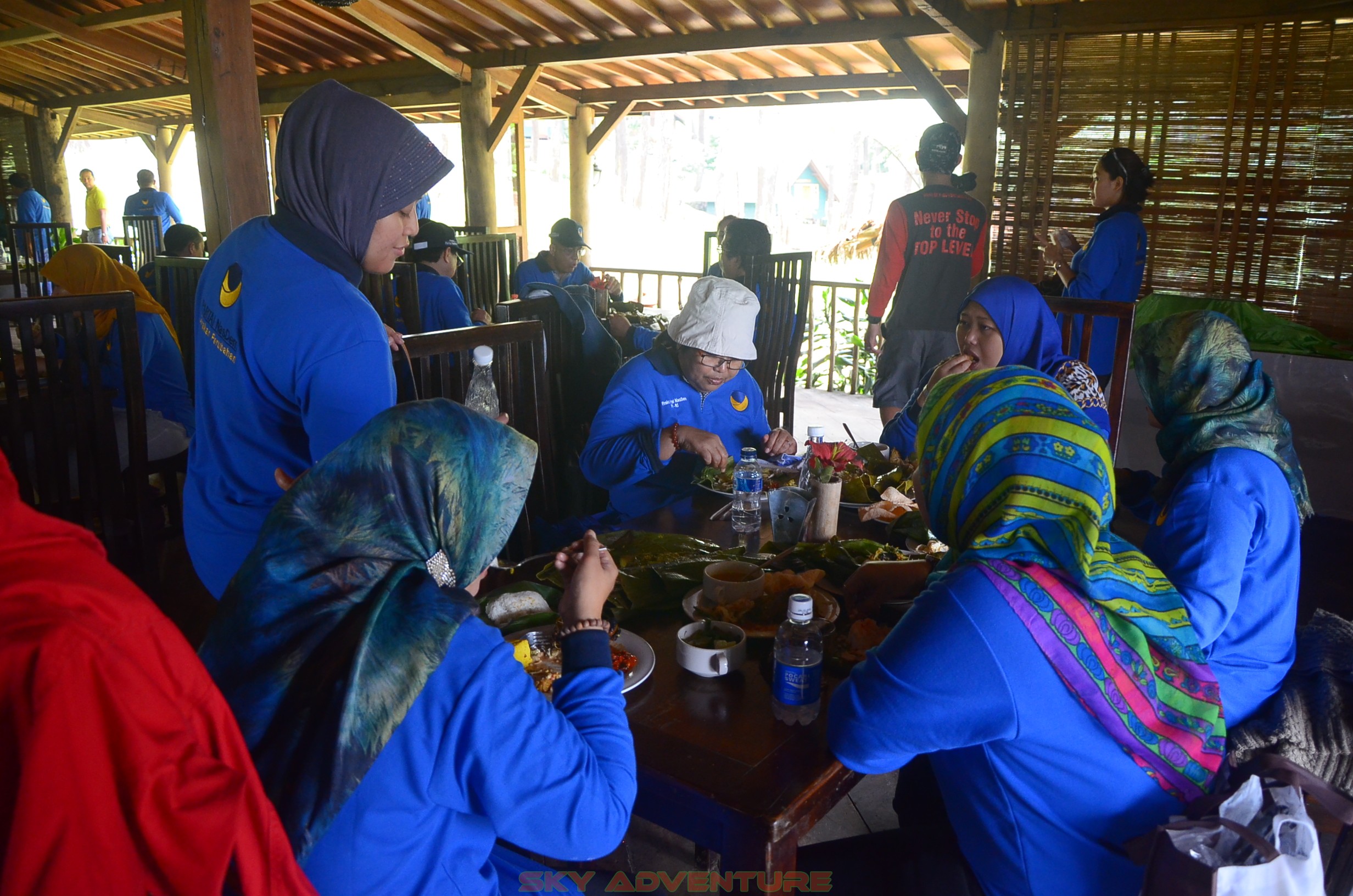 Lunch Outing Lembang Bandung Partai NASDEM 15