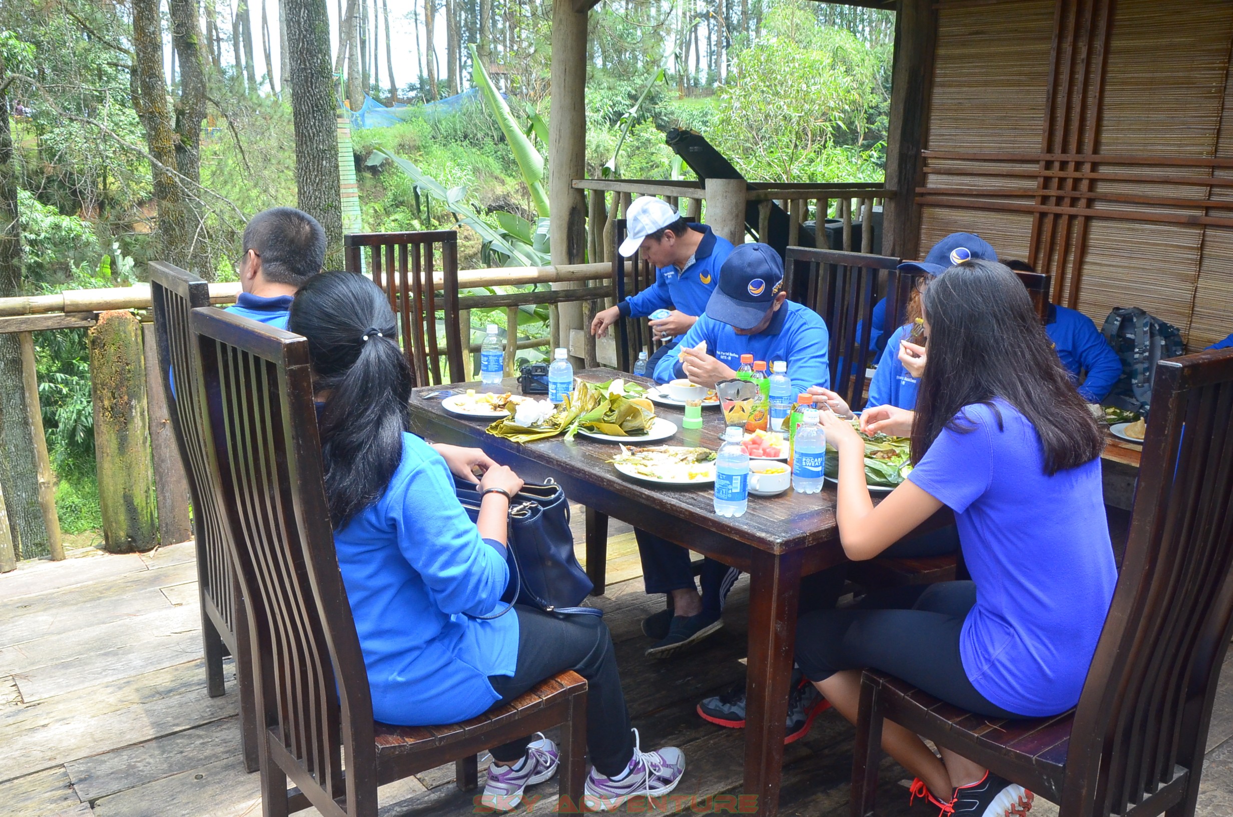 Lunch Outing Lembang Bandung Partai NASDEM 18