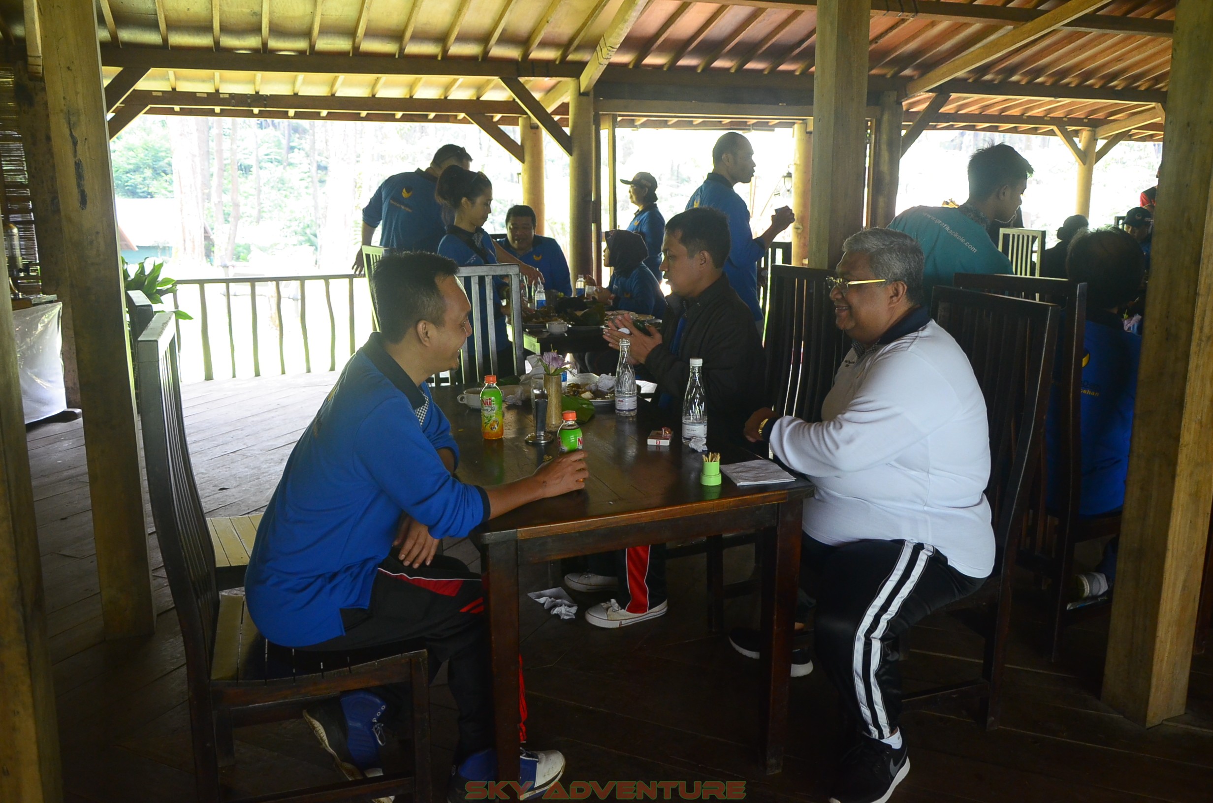 Lunch Outing Lembang Bandung Partai NASDEM 4