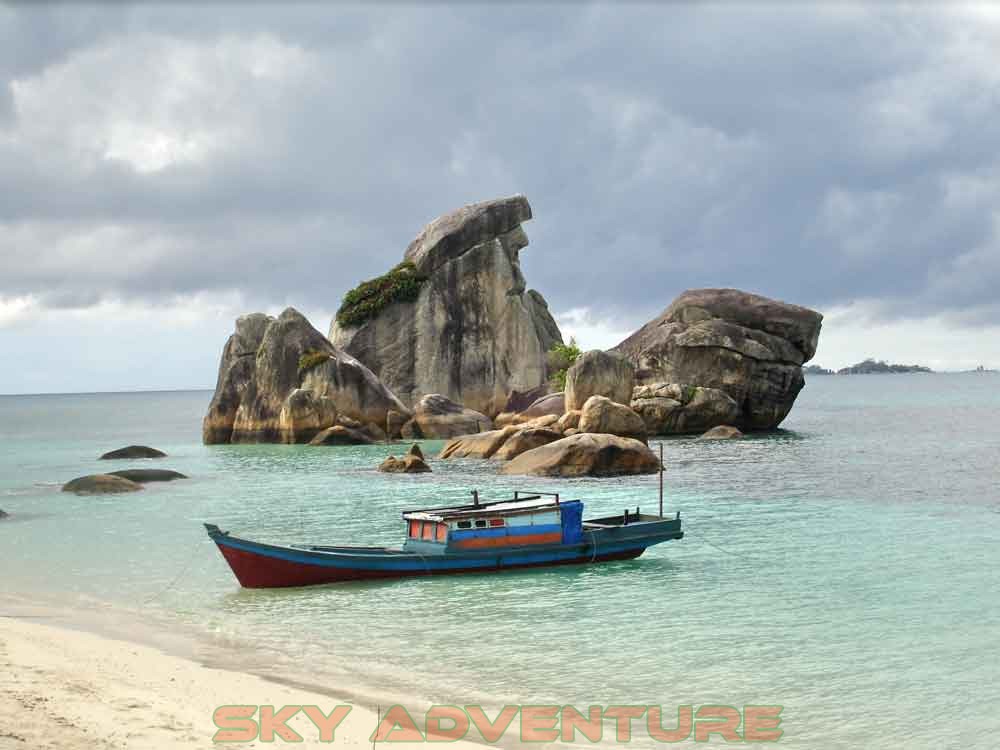 Menyusuri Surga Tersembunyi di Pantai Nyang Nyang Bali 