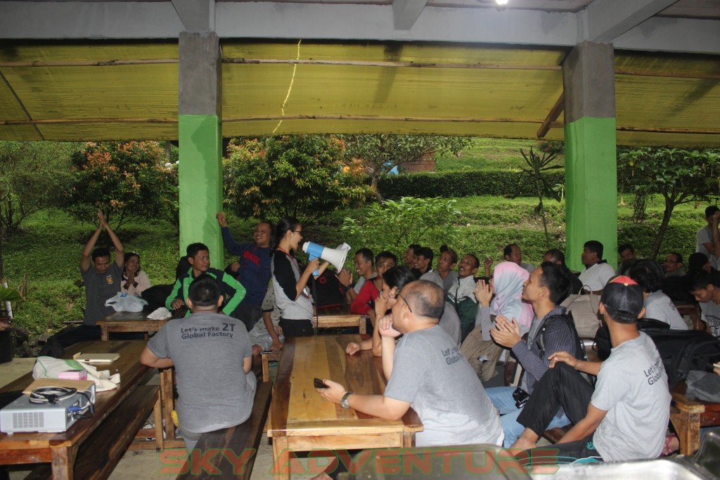Berikan Motivasi dan Semangat Untuk Mencapai Target Melalui Outbound di Bandung Lembang 40