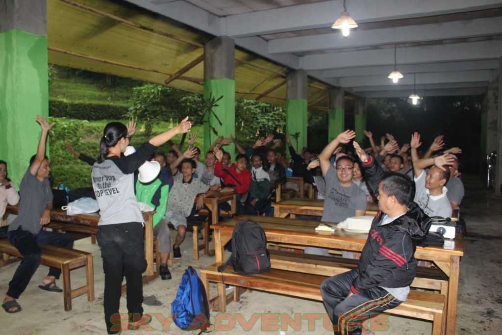 Berikan Motivasi dan Semangat Untuk Mencapai Target Melalui Outbound di Bandung Lembang 45