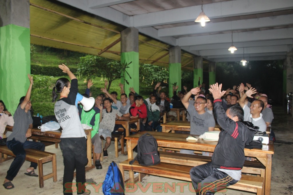 Berikan Motivasi dan Semangat Untuk Mencapai Target Melalui Outbound di Bandung Lembang 47