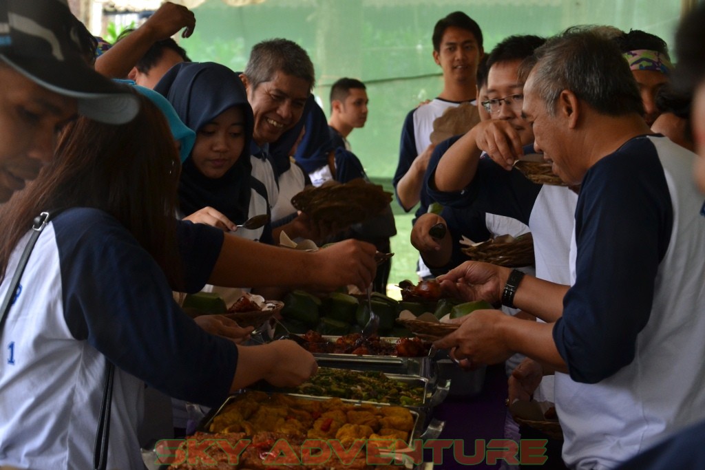 Santap Siang Untuk Para Peserta Outbound di Bulan Maret 4