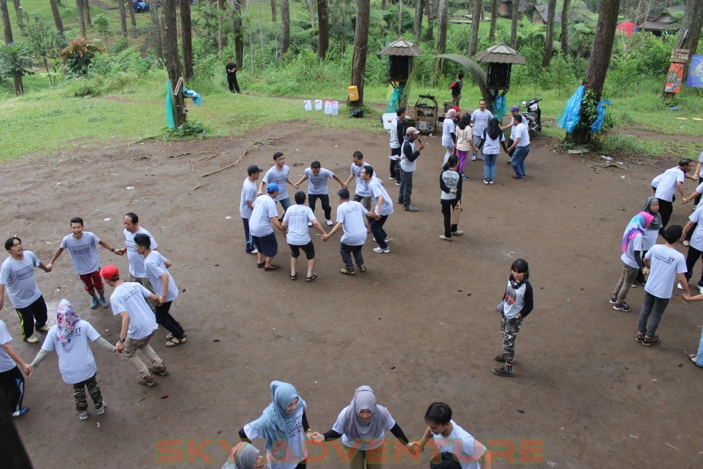 Selain Sehat dan Segar Outbound Lembang Bandung Juga Mengakrabkan Para Peserta 22