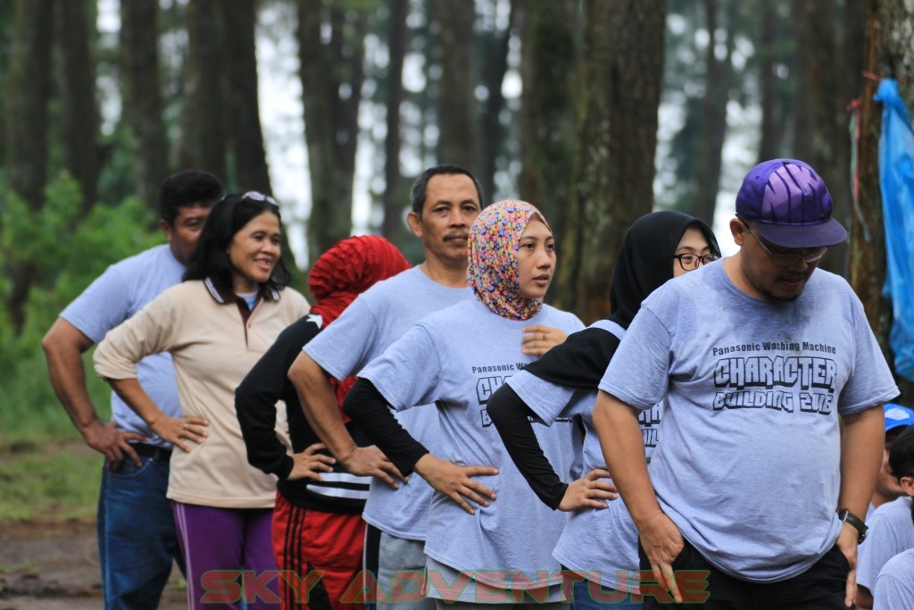 Selain Sehat dan Segar Outbound Lembang Bandung Juga Mengakrabkan Para Peserta 28