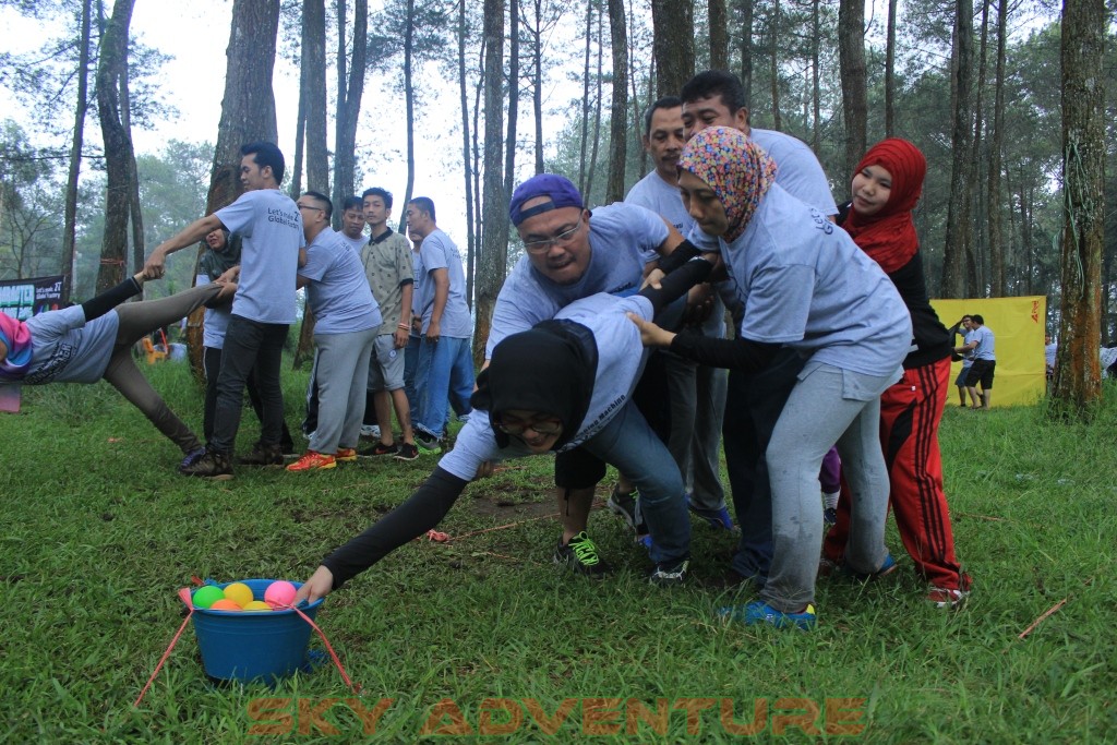 Selain Sehat dan Segar Outbound Lembang Bandung Juga Mengakrabkan Para Peserta 56