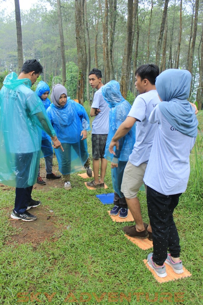 Selain Sehat dan Segar Outbound Lembang Bandung Juga Mengakrabkan Para Peserta 59