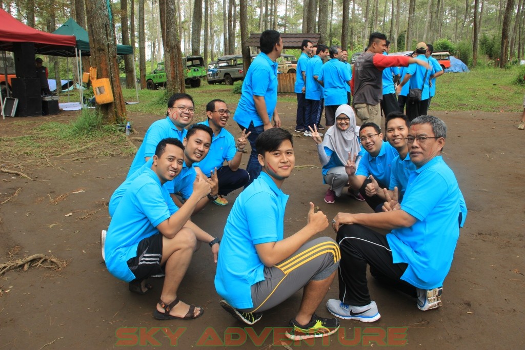 Kehangatan, Kebahagiaan dan Kebersamaan Tercipta Saat Outbound di Lembang Bandung 42