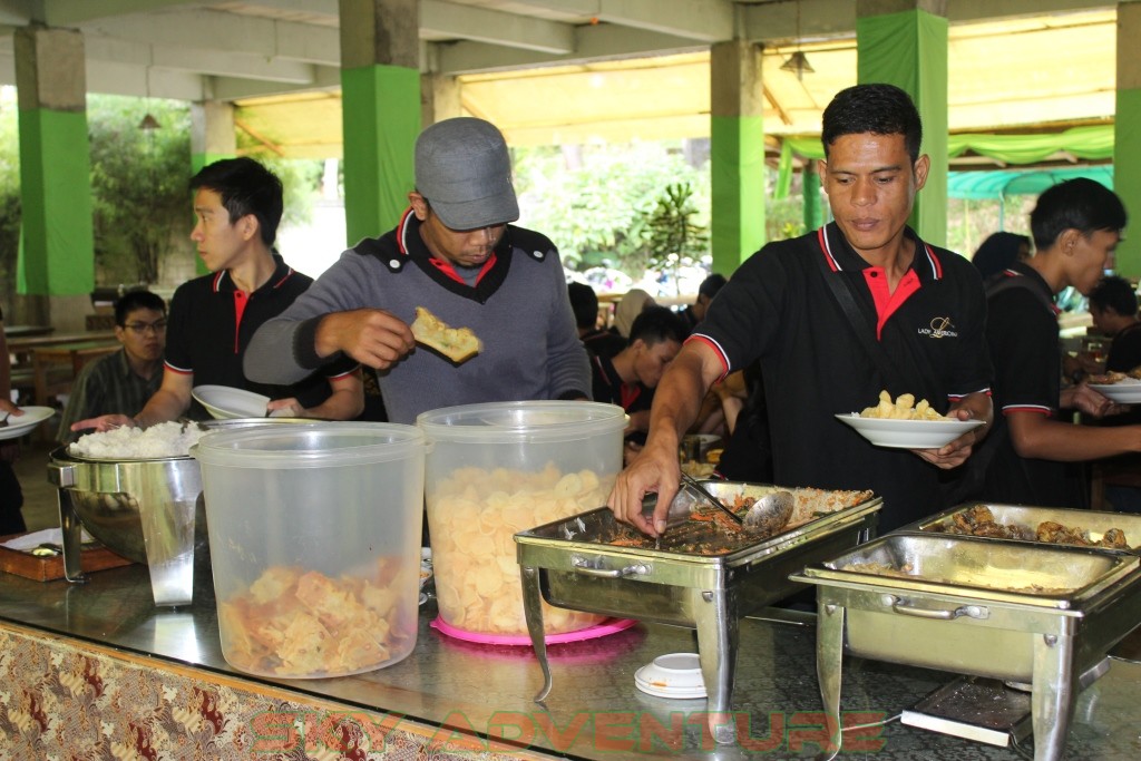 Lebaran Usai, Kini Saatnya Outbound di Bandung Lembang 34