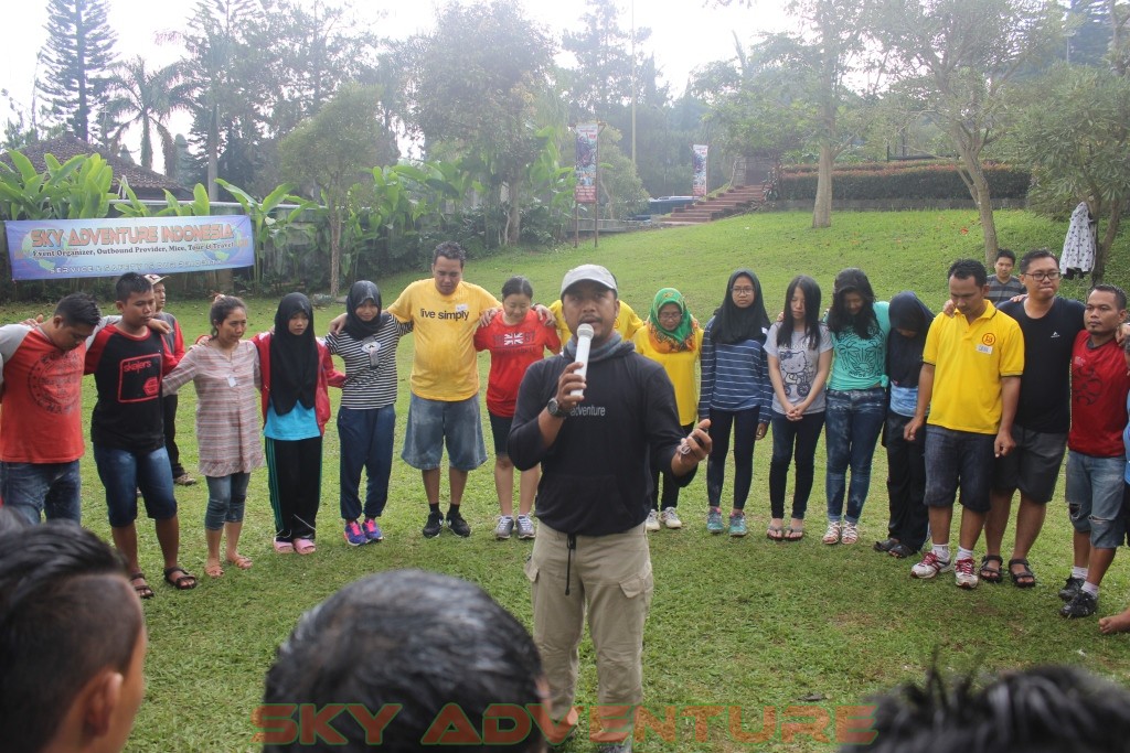 Family Gathering Cikole Lembang Bandung By Tri Tunggal Adya Buana Outbound Lembang Bandung Sky Adventure Indonesia