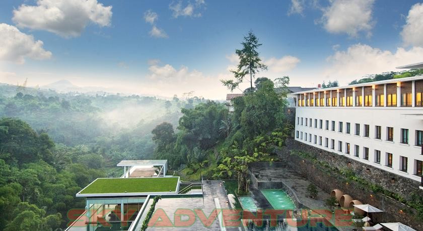 Padma Hotel